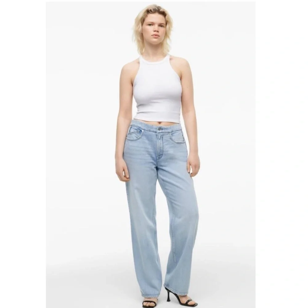 Zara x Good American 90’s Relaxed Jeans Light Wash Size 2 - Picture 2 of 12